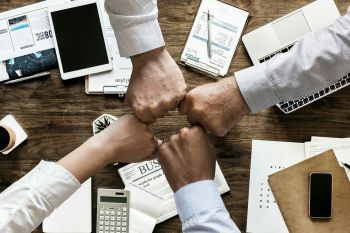 "Ikigai" dan dua rumus sukses memulai  bisnis dan mempertahankannya