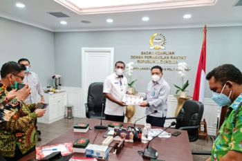 Forkom Bupati se-Teluk Saereri temui DPR bahas DOB pemekaran provinsi