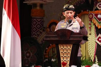 Kapolri mengukuhkan Bankamda dan Sipandu Beradat jaga adat Bali