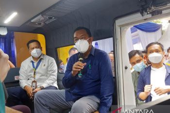 Angkot ber-AC di DKI Jakarta miliki sistem keamanan hingga pintu otomatis