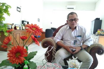 Bulog Karawang targetkan serap 56.000 ton gabah setara beras