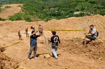 Aparat tutup tambang emas ilegal di Gunung Prabu Lombok Tengah