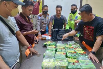 Pelaku gunakan kemasan teh simpan sabu-sabu 15 kg