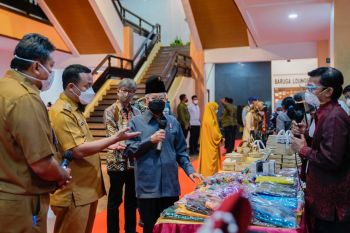 Wapres minta Sulsel tingkatkan pelayanan publik hindari pungli