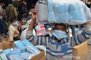 Bangladesh persingkat masa karantina, turunkan usia penerima vaksin 'booster'