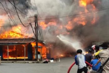 10 rumah di Tanjab Barat Jambi ludes di lalap "si jago merah"