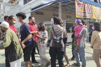 Wihara Amurwa Bhumi Graha Bandarlampung bagikan 3.000 angpau