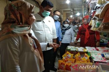 TPID Sulawesi Tenggara temukan harga minyak goreng di Kendari di atas HET