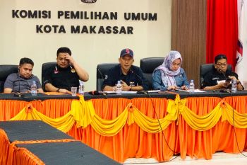 KPU Makassar umumkan 673 pemilih Pemilu 2024 tidak memenuhi syarat