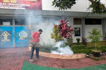 Lapas Bandarlampung semprot fogging cegah DBD terhadap warga binaan
