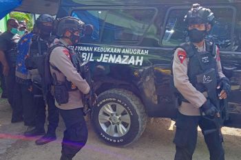 Tiga jenazah korban bentrok berdarah di Sorong diberangkatkan ke daerah asalnya