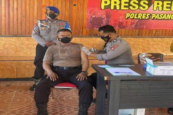 Polres Pasangkayu gelar vaksinasi booster untuk masyarakat
