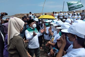 Muhaimin Iskandar menanggapi hasil survei capres masih rendah