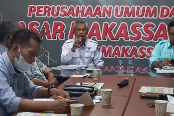 Perumda Pasar Makassar awasi pasar yang tak taat prokes