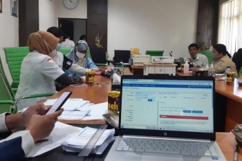 BPJAMSOSTEK NTB menggelar vaksinasi penguat karyawan untuk cegah Omicron