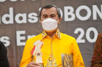 Tokoh pendidikan Riau wafat, Gubri sampaikan belasungkawa mendalam