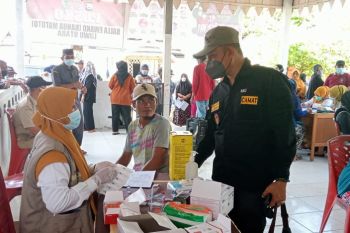 Enam orang di Sulsel terkonfirmasi positif COVID-19 varian Omicron