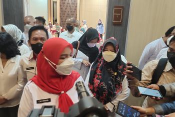 Tujuh guru SD tertular COVID-19