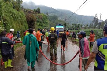 Hujan deras sebabkan tanah longsor di Wonosobo dan Purworejo