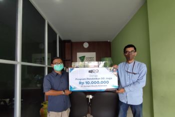 Dompet Dhuafa Konstruksi donasi Rp10 juta untuk program pendidikan
