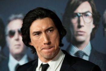 Adam Driver akan berperan film biografi 'Ferrari'