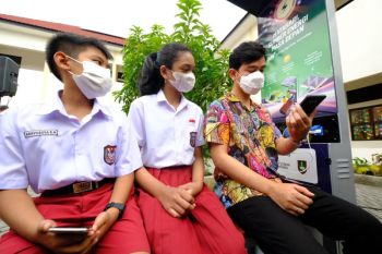 Sejumlah sekolah di Kota Solo mulai manfaatkan PLTS atap