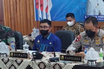 Pemkab Majene tingkatkan sosialisasi vaksinasi COVID--19