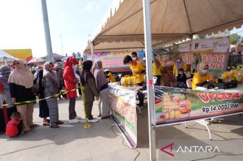 Pemkab Solok Selatan sediakan 10.000 liter minyak goreng untuk operasi pasar