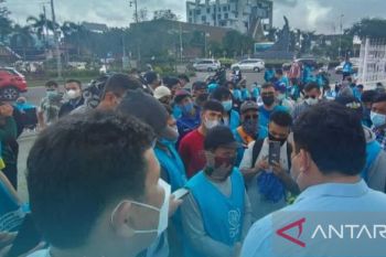 Ratusan Pengungsi Afghanistan di Pekanbaru kembali berdemo minta dikirim ke negara ketiga