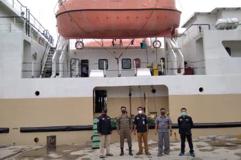 Sabuk Nusantara 30 bukan kapal Pelni