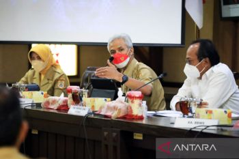 Ganjar instruksikan semua rumah sakit siaga antisipasi lonjakan COVID-19
