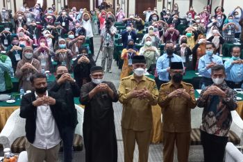 Pendiri dan pimpinan Sekolah Alam Indonesia berkumpul di Bukittinggi