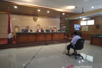 Herry Wirawan pemerkosa 13 santriwati dijatuhi hukuman penjara seumur hidup
