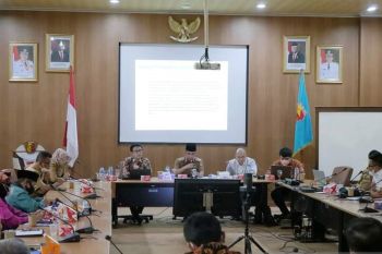 Pemkot Solok siapkan naskah akademik Ranperda mudahkan investasi