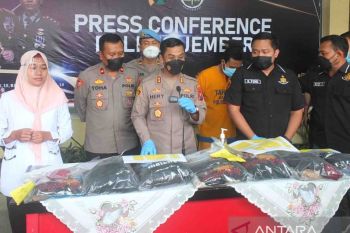 Polisi temukan kitab saat geledah Padepokan Tunggal Jati Nusantara