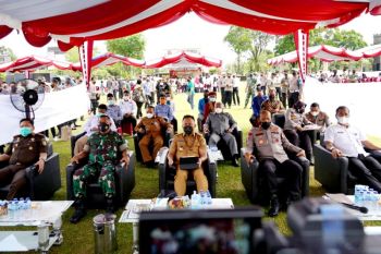 Gubernur Kalteng dorong percepatan vaksinasi dosis II