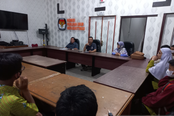 Pelajar SMP di Bukittinggi belajar Pemilos ke KPU