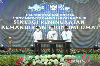 Menteri BUMN dan PBNU tanda tangani kerja sama kemandirian ekonomi umat