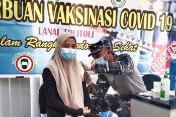 Lantamal VIII Manado terus giatkan vaksinasi bagi masyarakat