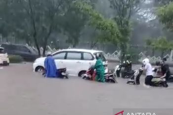 Pengamat: Perbanyak sumur resapan untuk menanggulangi banjir di Makassar