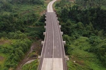 Jalan Tol Manado-Bitung siap beroperasi penuh