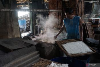 Perajin pilih perkecil ukuran tahu tempe daripada naikkan harga