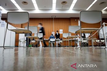 Mayoritas warga Jepang tak senang  program 'booster' lambat
