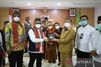 DPR-Kemensos dorong penyaluran bansos PKH-BPNT tahap I tahun 2022
