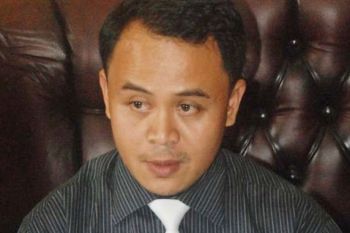 Kader PAN Sumbar dukung Sekjen Eddy Soeparno hadapi kuasa hukum Ade Armando