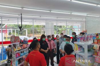 Minyak goreng kemasan mulai langka di Mitra