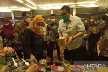 Kofifah: Nilai transaksi perdagangan Jatim-Sulteng  Rp104 miliar