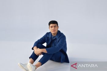 Tulus rilis lagu "Tujuh Belas" menjelang peluncuran album terbaru