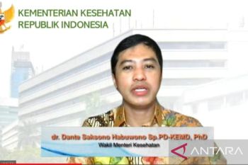 Wamenkes: Indonesia masih evaluasi pemberian vaksin dosis keempat