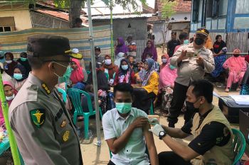 PJU Polda NTB turun gunung percepat vaksinasi di Bima